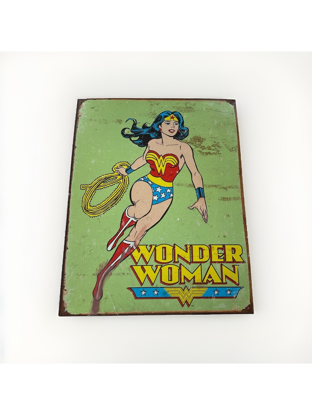 VTG TIN SIGN WONDER WOMAN TM & DC MARVEL MADE IN USA DESPERATE ENT. # 1642